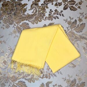 🌼✨ Pashmina Soft Yellow Wrap / Shawl / Scarf ✨🌼